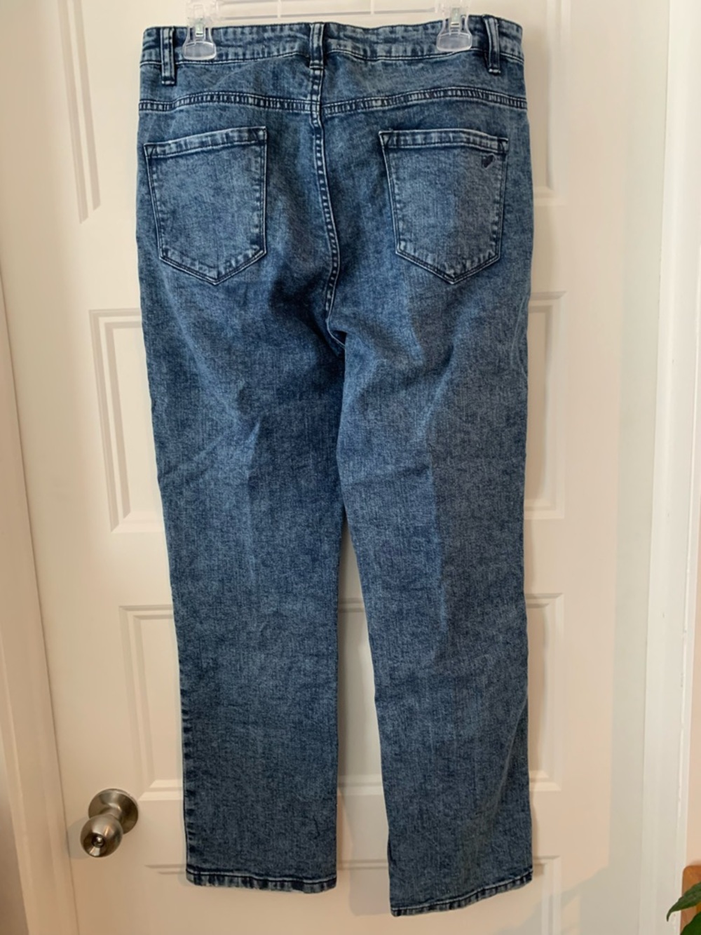 William Rast High-Rise Button-Fly Jeans in Medium Blue Wash - Picture 2 of 3